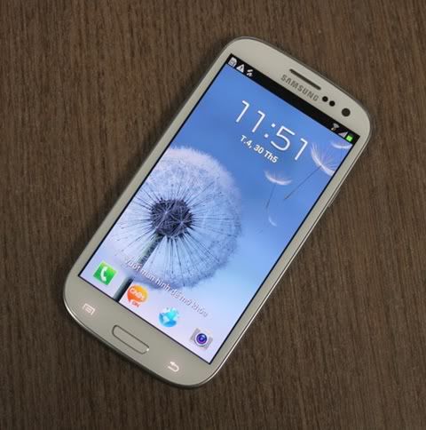 samsung_galaxy_s_iii_7.jpg