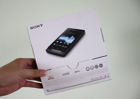 sony_xperia_sola_1.jpg