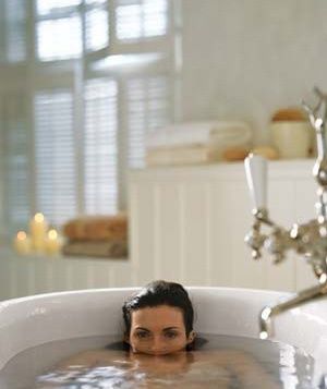  photo in-bath-tub_300_zps28d9dfa4.jpg